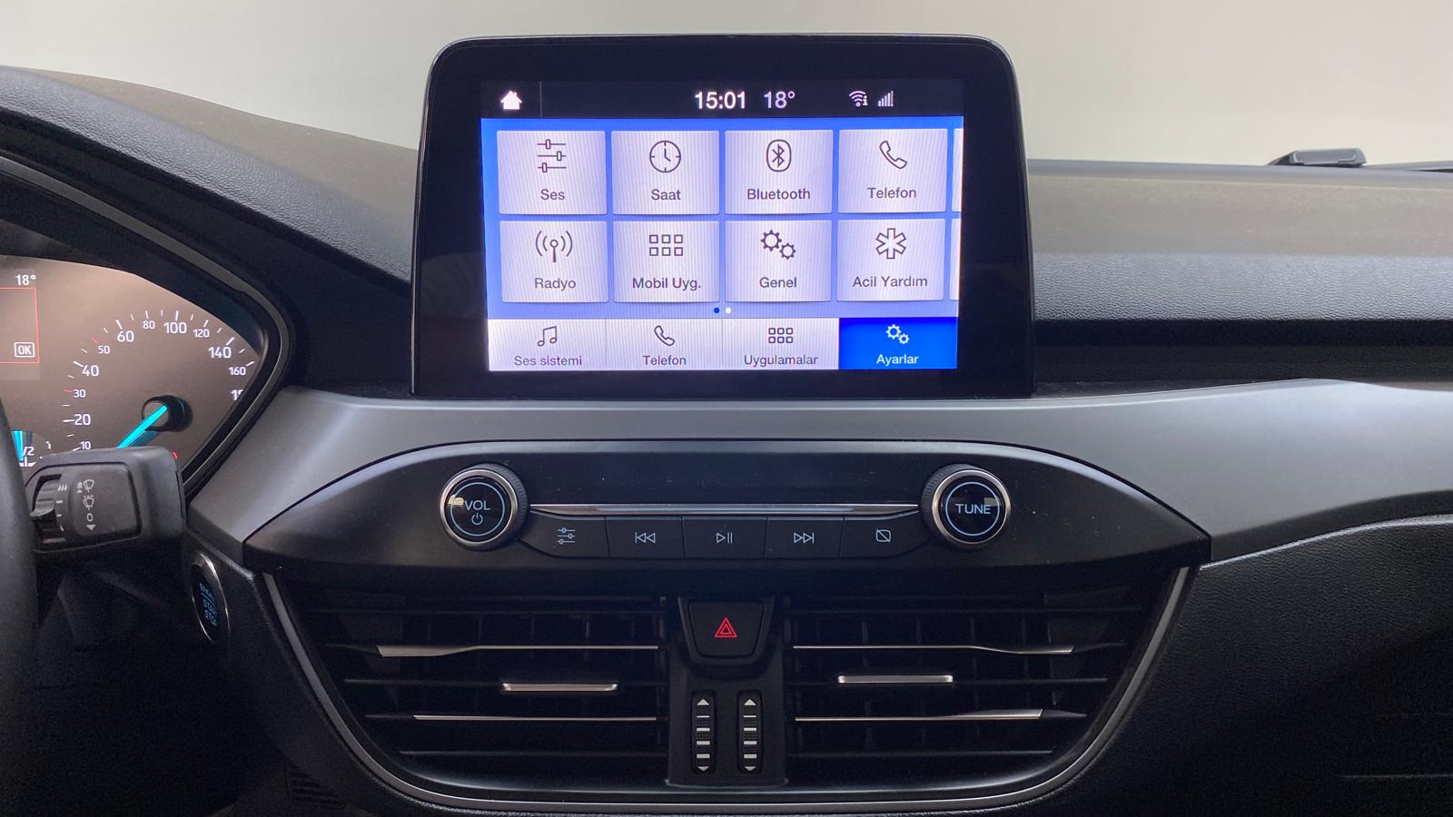 FORD FOCUS 10